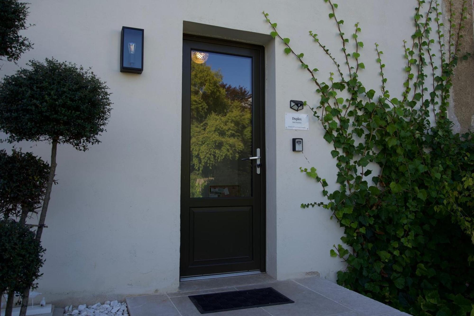 Appartements Domaine Gueguen 샤블리 객실 사진